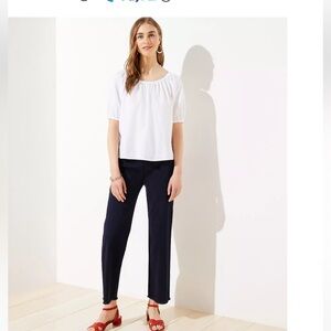 Ann Taylor loft frayed crop pants‎ in midnight blue NWT. Retail 69.50